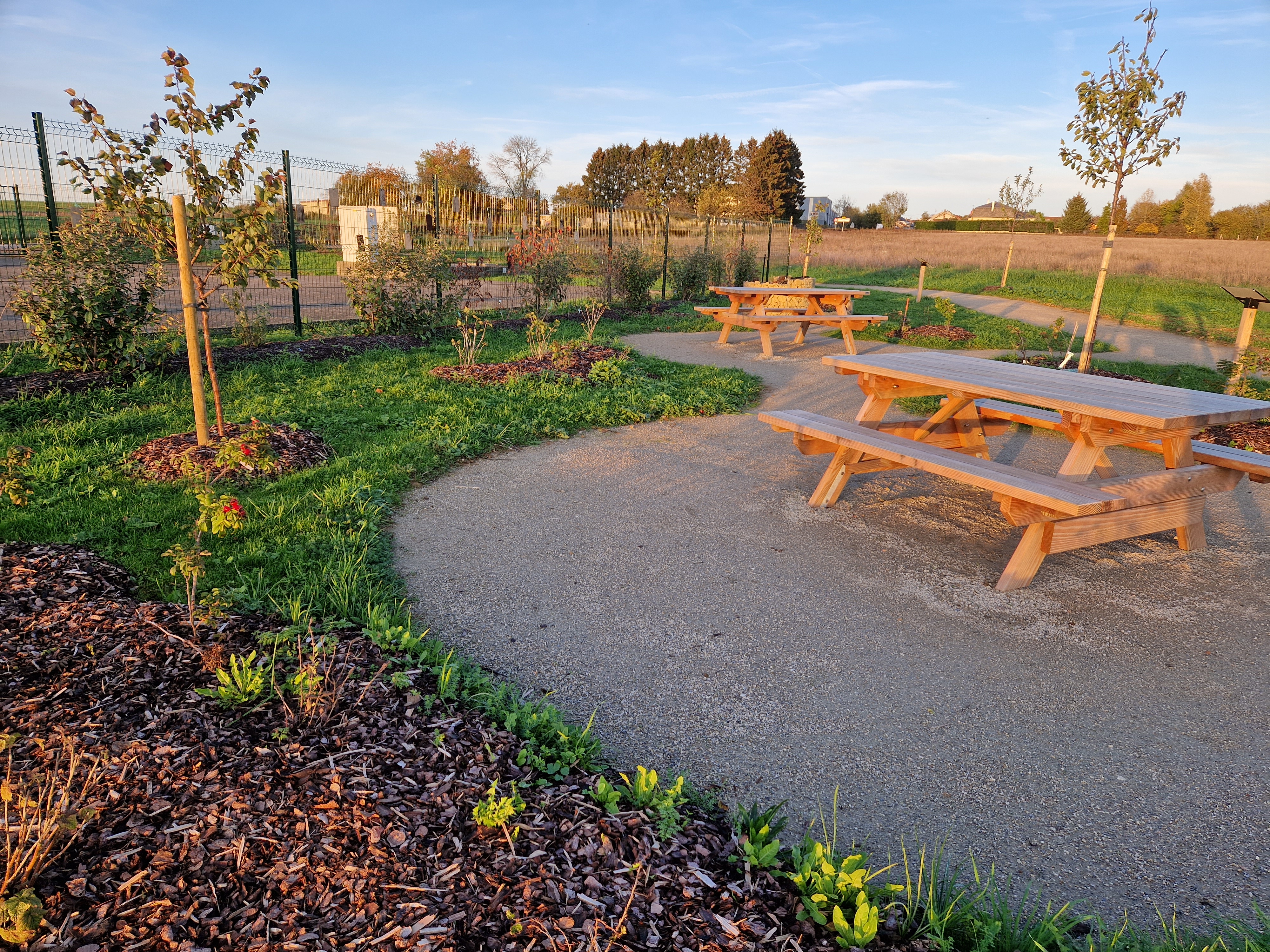 Aménagement paysager du site d'assainissement SUEZ